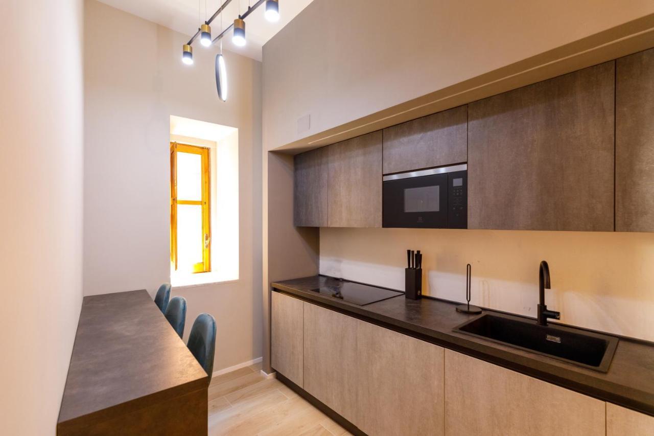 Seven Winds Suite Неаполь Экстерьер фото