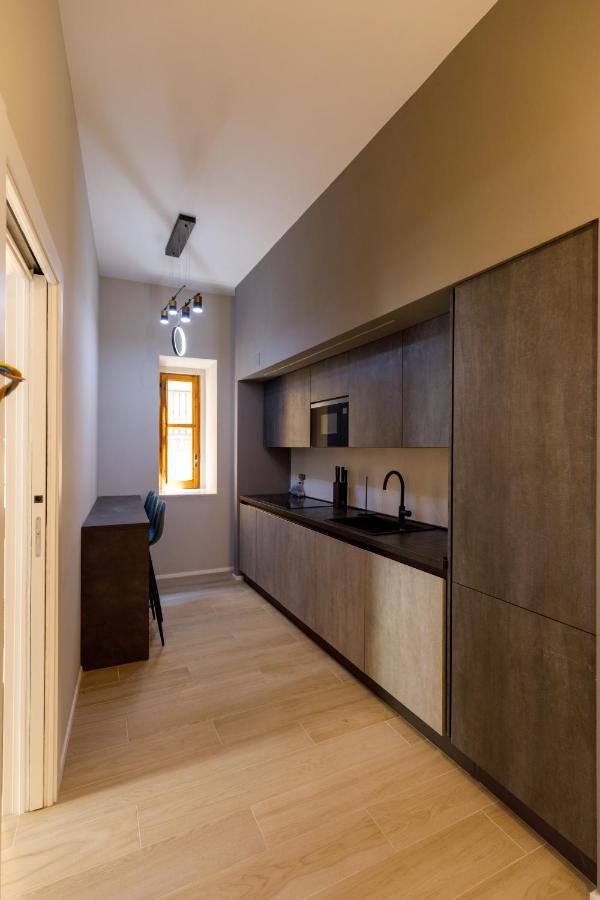 Seven Winds Suite Неаполь Экстерьер фото